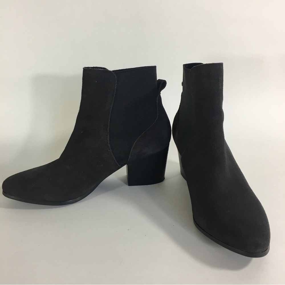 Market & Spruce Dark Gray Suede Booties, Size 7.5